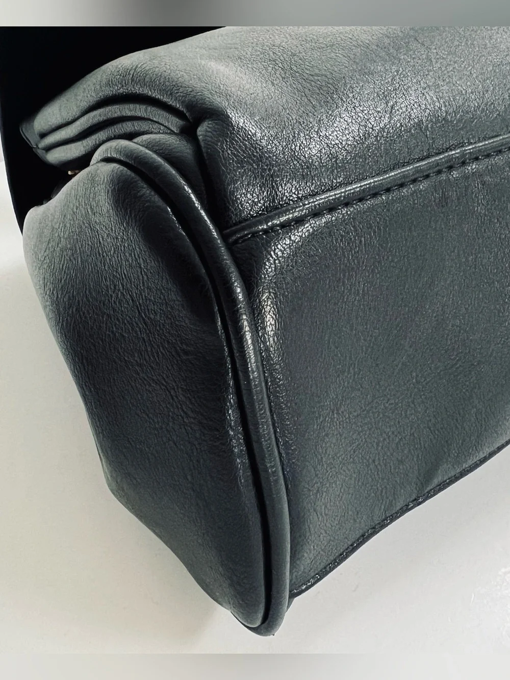 Vovia Bags Black Ciara Vintage Shoulder Bag